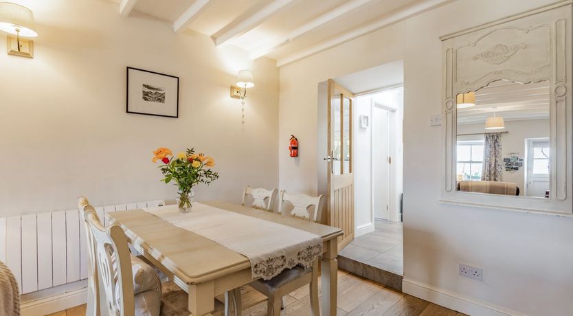 Photo of 2 Bryn Tirion