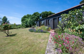 Lake Farm Barn Holiday Cottage