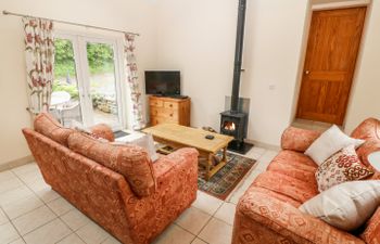 Trefaes Newydd Holiday Cottage