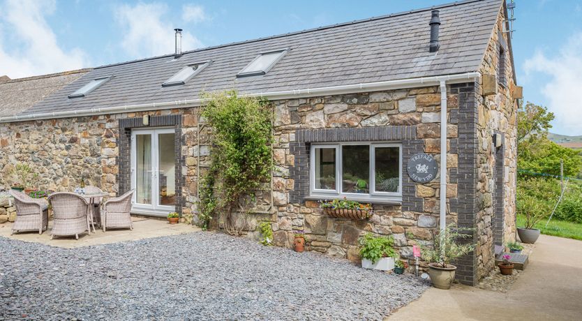 Photo of Trefaes Newydd