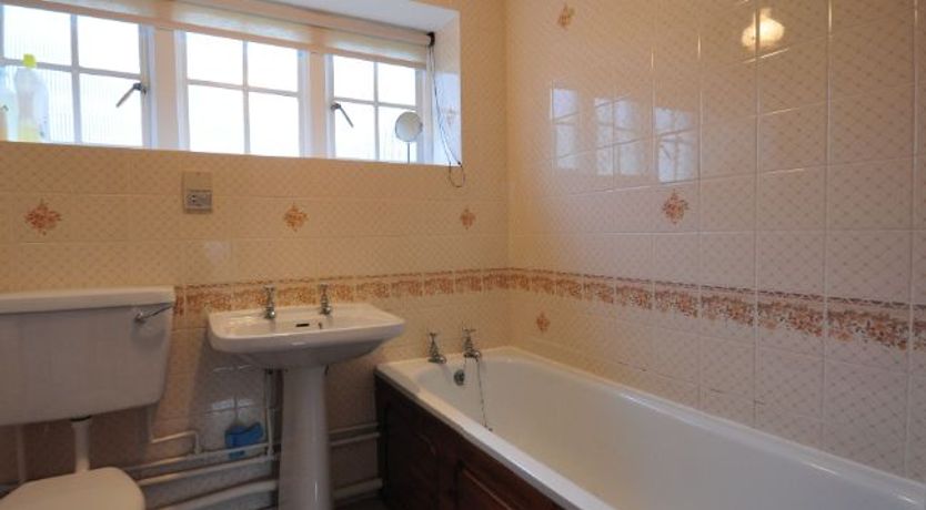 Photo of 3 Bed in Bristol