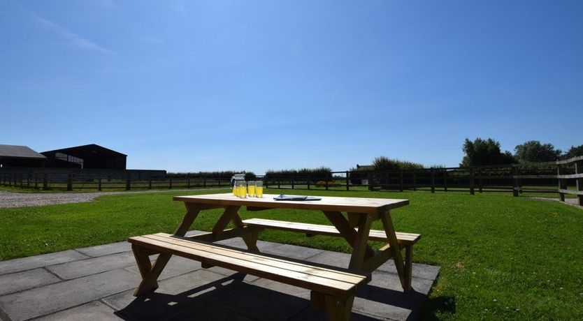 Photo of 3 Bed in Mark