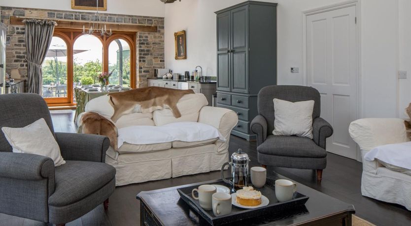 Photo of 4 Bed in Bridgwater