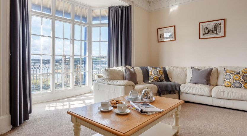 Photo of 7 Bed in Bideford