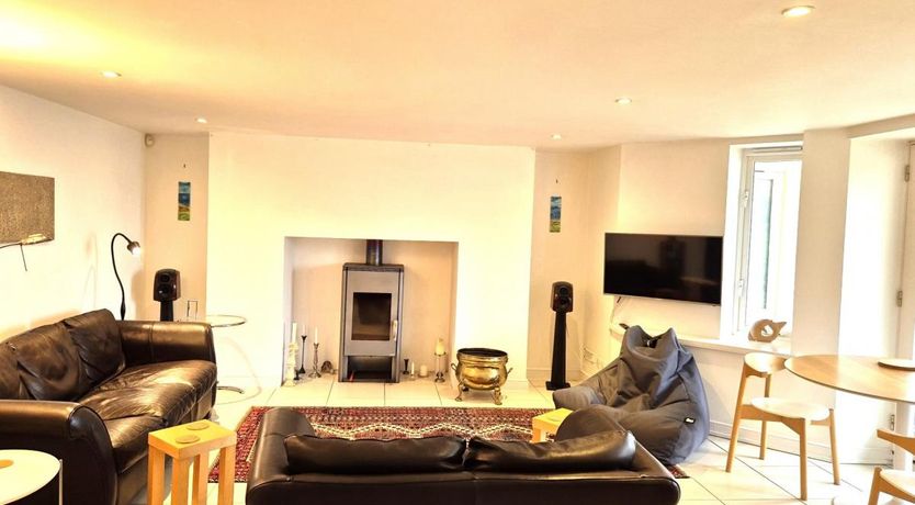 Photo of 3 Bed in Ilfracombe