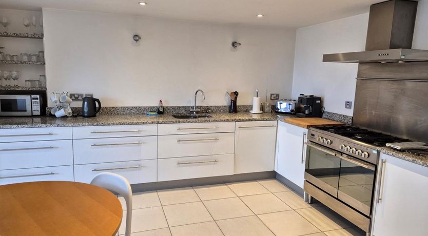 Photo of 3 Bed in Ilfracombe