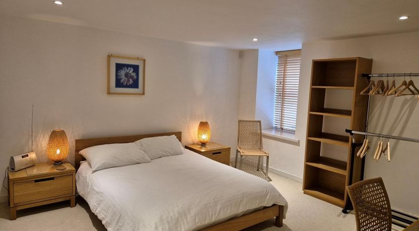 Photo of 3 Bed in Ilfracombe