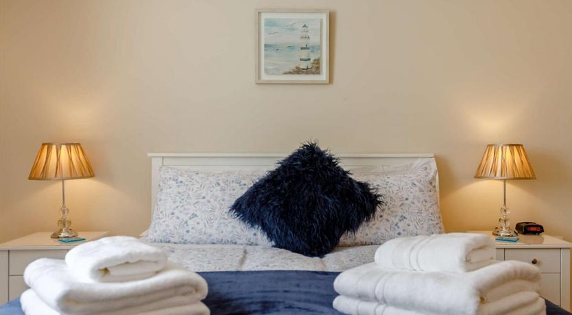 Photo of 2 Bed in Westward Ho