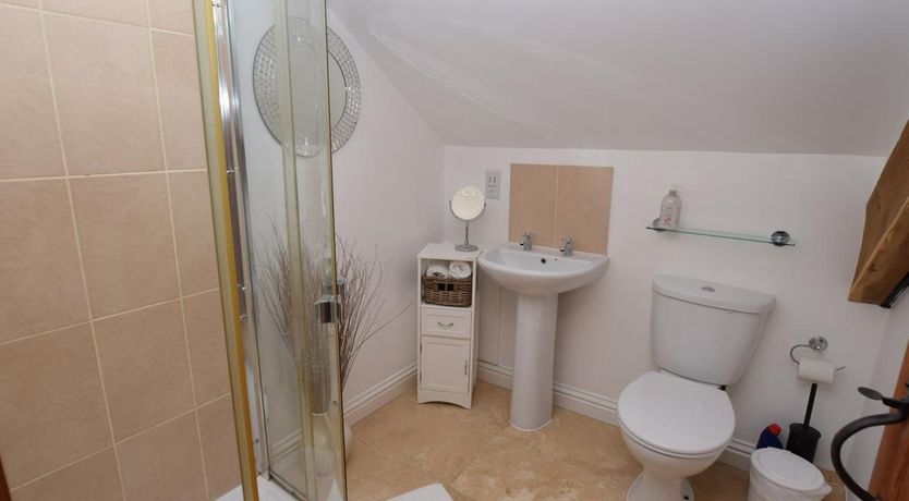 Photo of 1 Bed in Kingsteignton