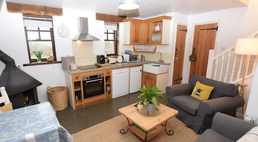 Photo of 1 Bed in Kingsteignton