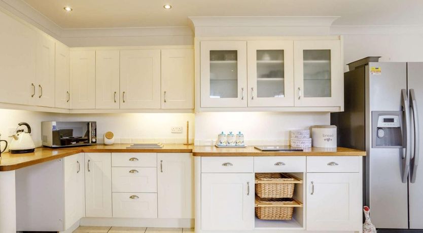 Photo of 4 Bed in Bude