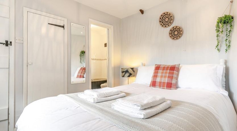 Photo of 1 Bed in Crackington Haven