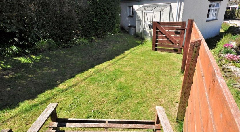 Photo of 1 Bed in Crackington Haven