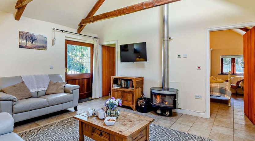 Photo of 2 Bed in South Hill