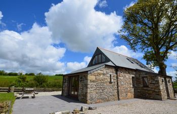 Barn in South Cornwall Holiday Cottage