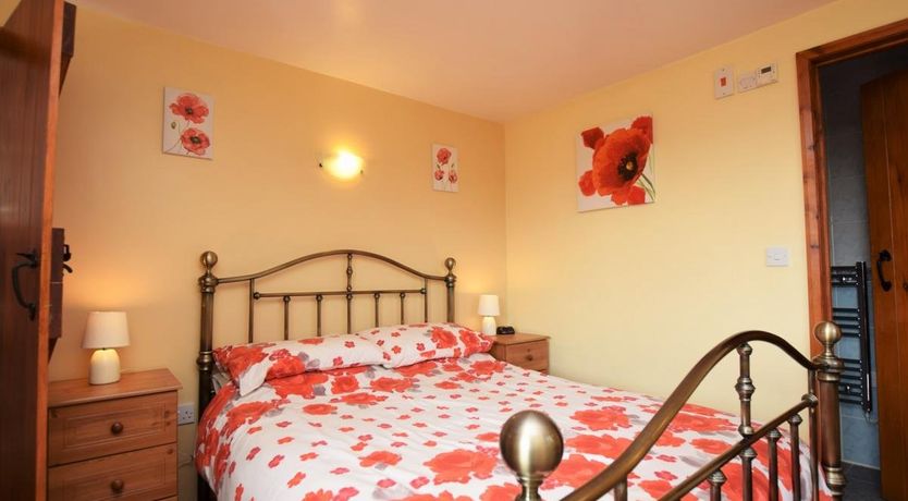 Photo of 2 Bed in St Tudy