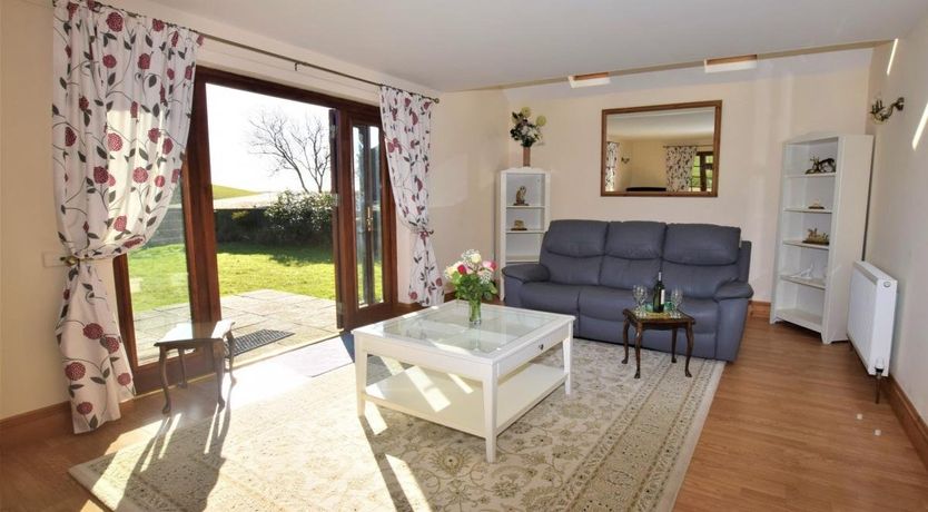 Photo of 2 Bed in Duloe