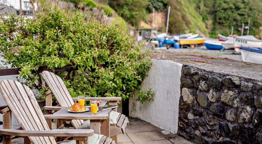 Photo of 2 Bed in Porthallow