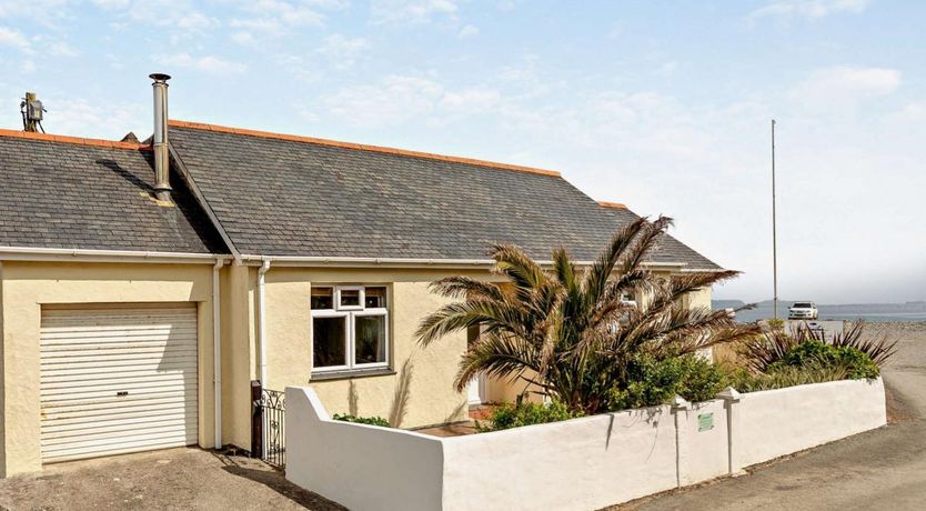 Photo of 2 Bed in Porthallow