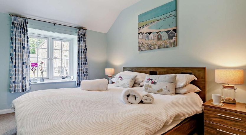 Photo of 2 Bed in Perranzabuloe