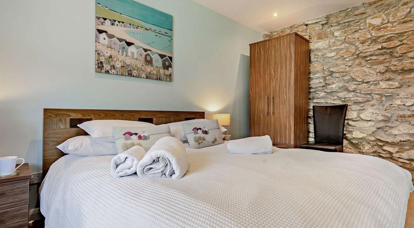 Photo of 2 Bed in Perranzabuloe