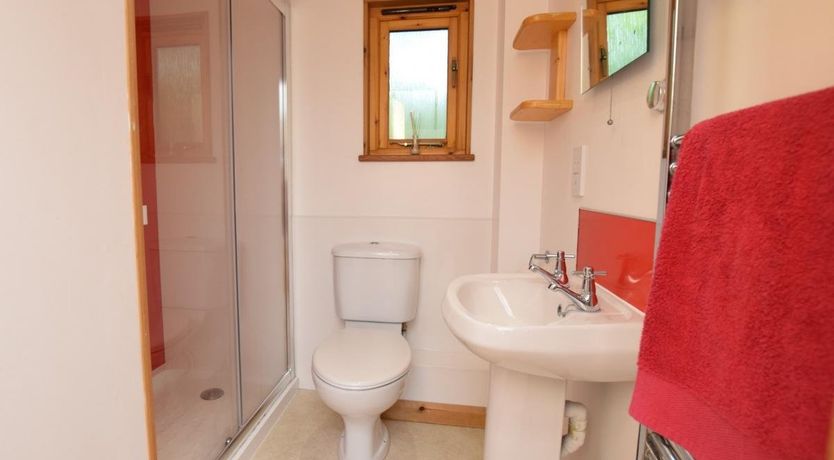 Photo of 2 Bed in Scorrier