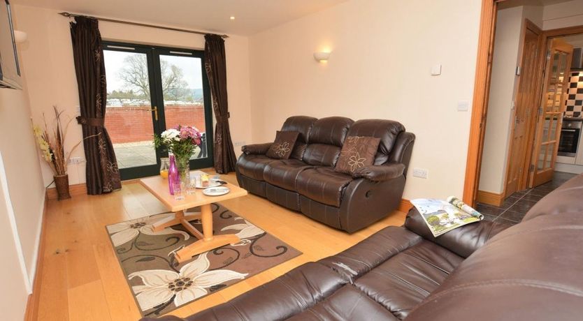 Photo of 2 Bed in Charmouth