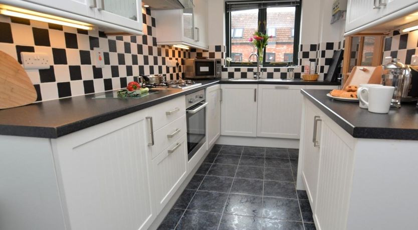 Photo of 2 Bed in Charmouth