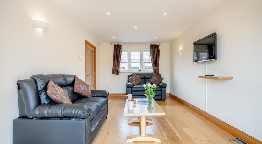 Photo of 2 Bed in Bridport