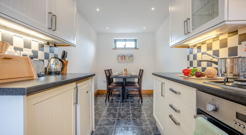Photo of 2 Bed in Bridport