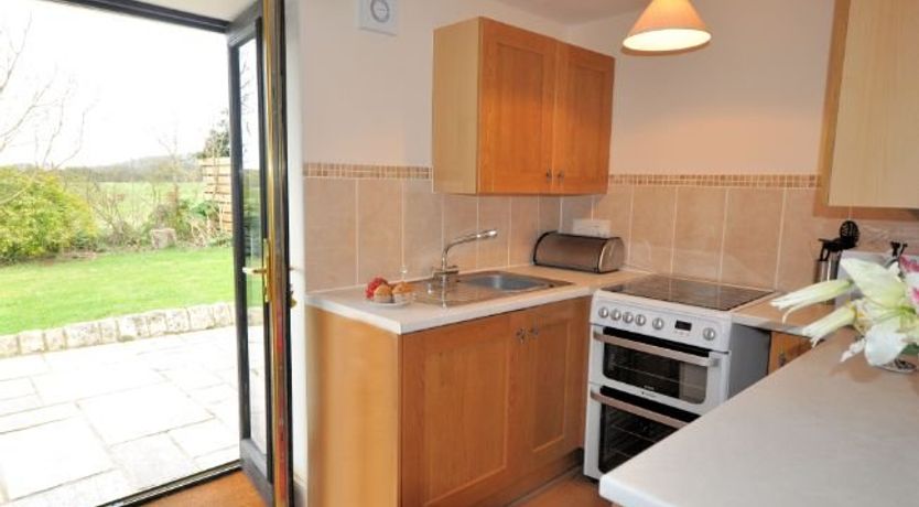 Photo of 2 Bed in Chickerell