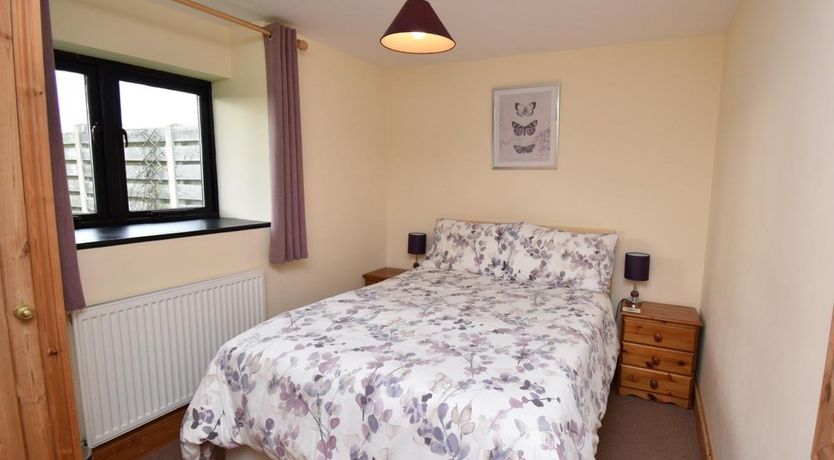 Photo of 2 Bed in Chickerell