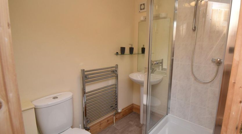 Photo of 2 Bed in Chickerell