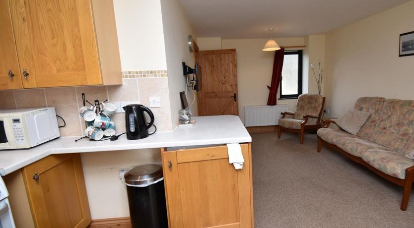 Photo of 2 Bed in Chickerell