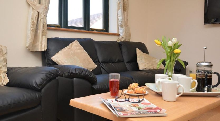 Photo of 5 Bed in Charmouth