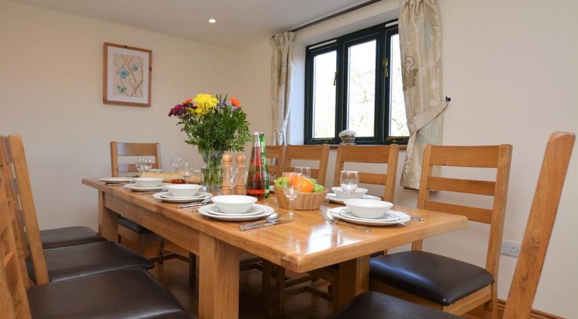 Photo of 5 Bed in Charmouth