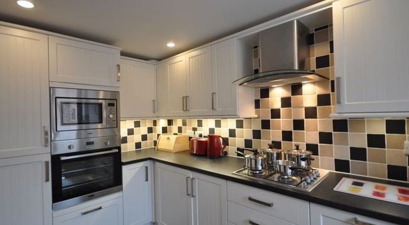 Photo of 4 Bed in Charmouth