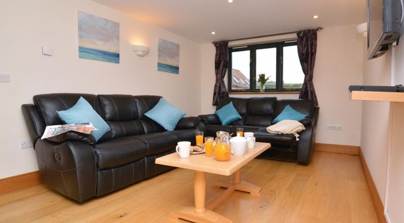 Photo of in Charmouth (PEREA)