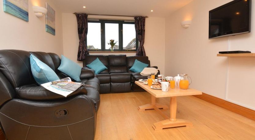 Photo of 3 Bed in Charmouth