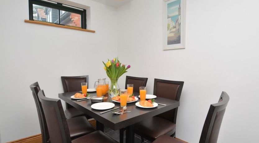 Photo of 3 Bed in Charmouth