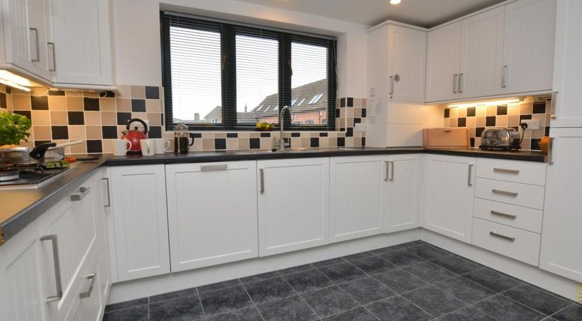 Photo of 3 Bed in Charmouth