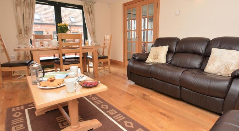 Photo of 2 Bed in Charmouth