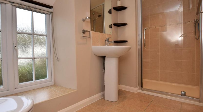 Photo of 3 Bed in Chard