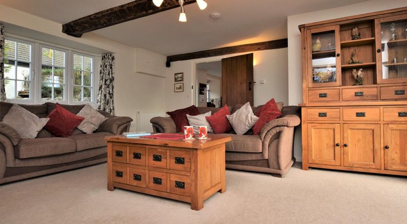 Photo of 3 Bed in Chard