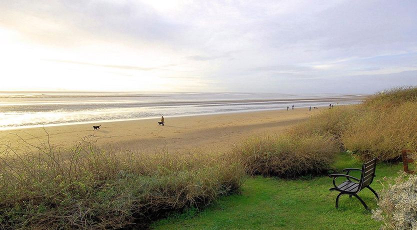 Photo of 1 Bed in Highbridge