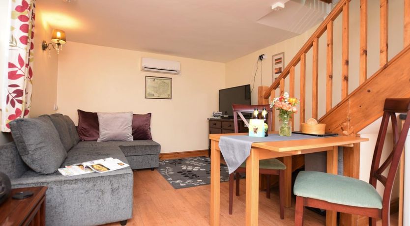 Photo of 1 Bed in Highbridge