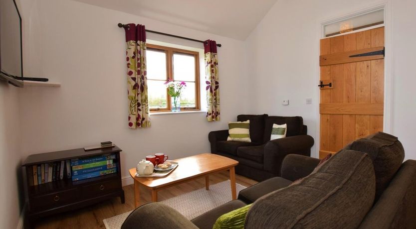 Photo of 2 Bed in Mark