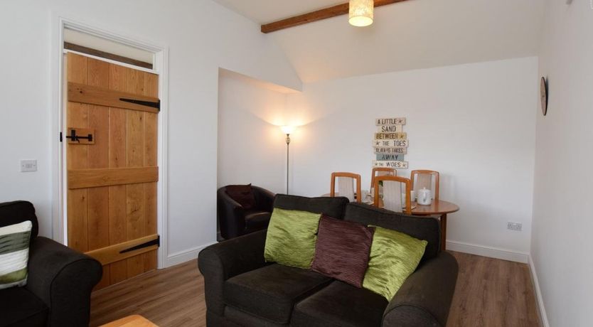 Photo of 2 Bed in Mark