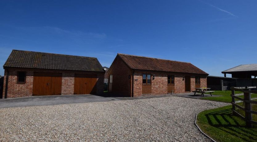 Photo of 2 Bed in Mark