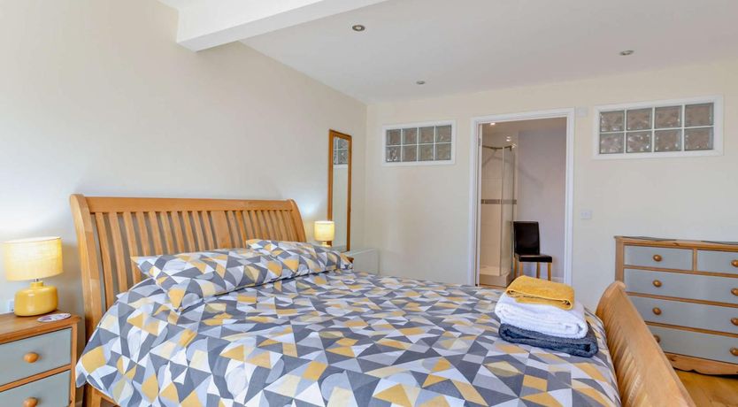 Photo of 3 Bed in Yeovil
